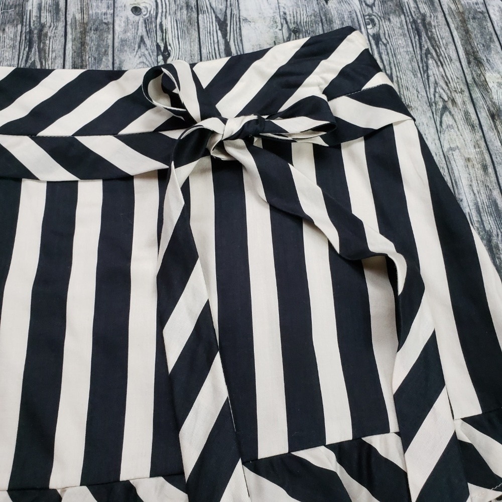 Ann Taylor LOFT cotton striped skirt - Picture 3 of 5
